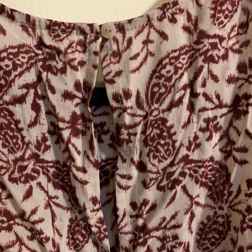 Old Navy tank top